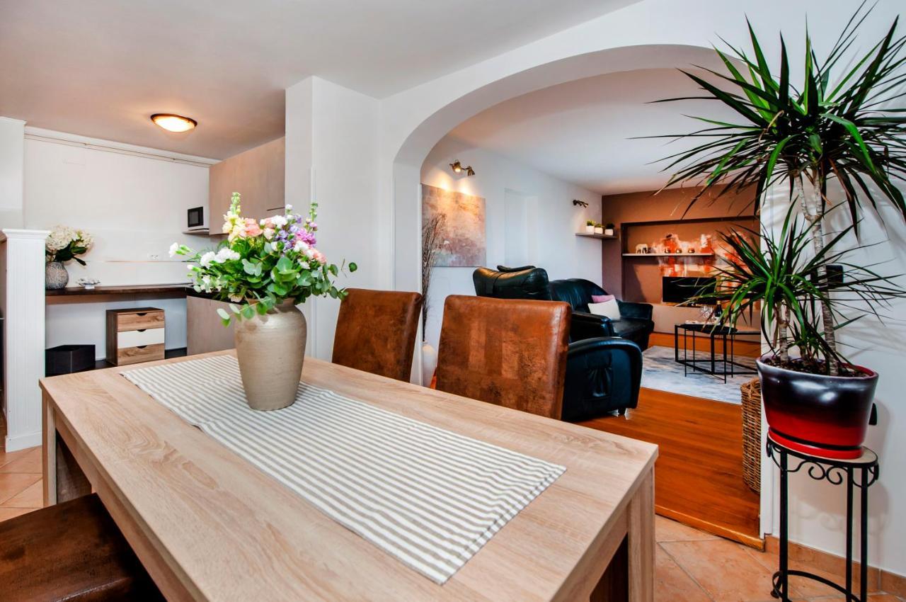 Cerin Apartment Rovinj Exterior photo